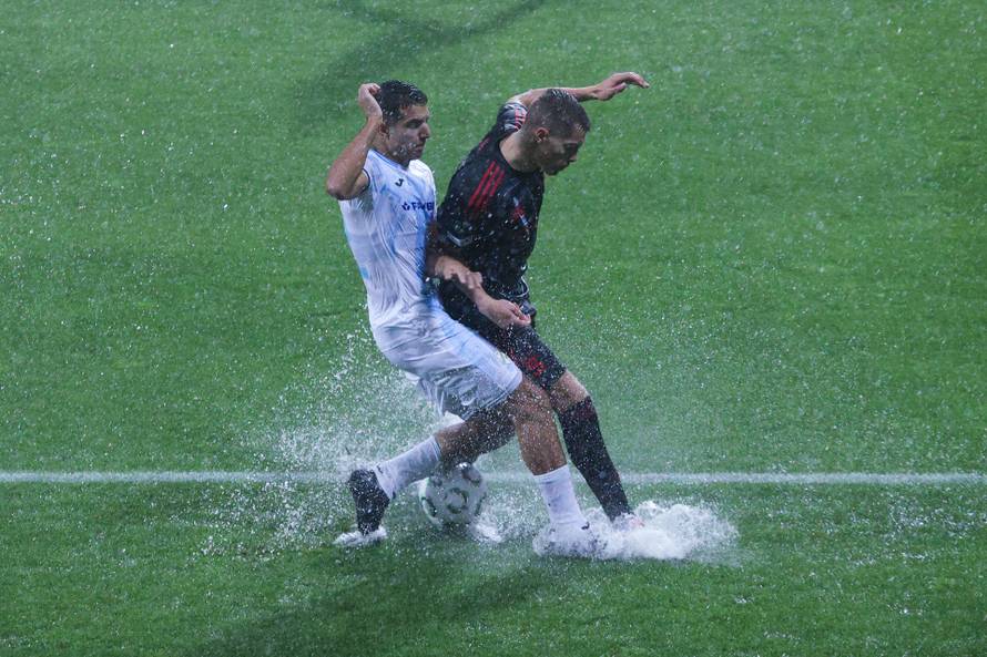 Utakmica između Rijeke i Sparte Prag u Konferencijskoj ligi prekinuta zbog kiše