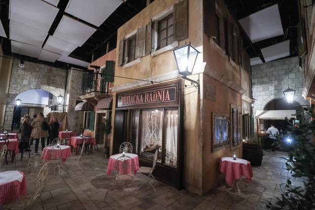 Zagreb: Obilazak kulisa i druženje s glumcima nove serije Divlje p?ele