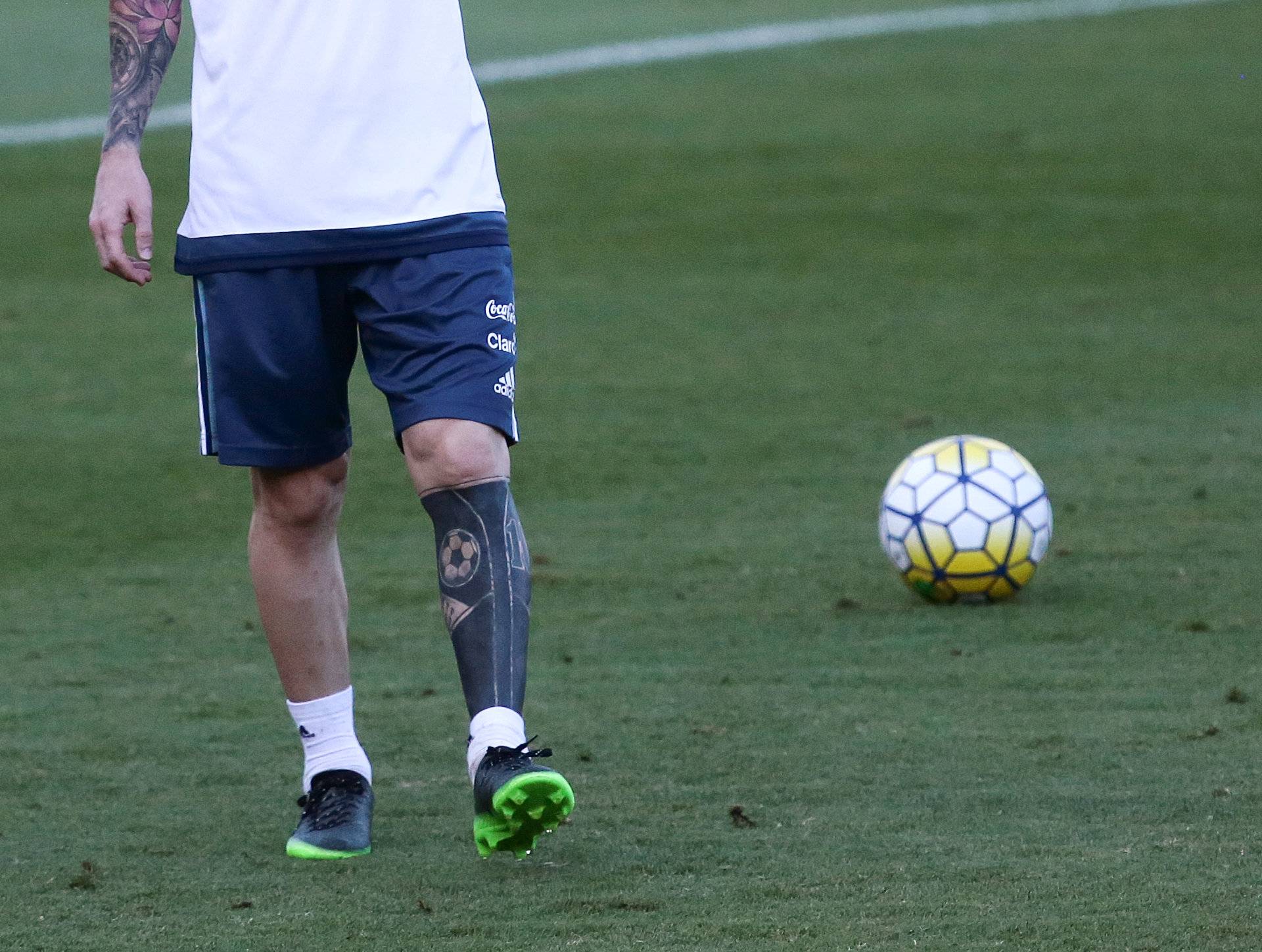 Football Soccer - Argentina's national team training - World Cup 2018 Qualifiers