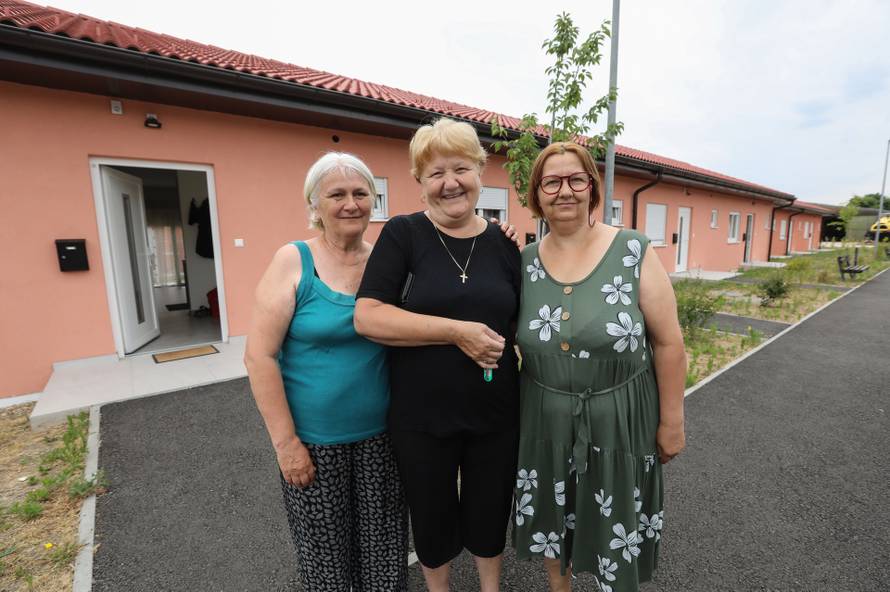 Petrinja: Županijsko naselje "Petrinia"