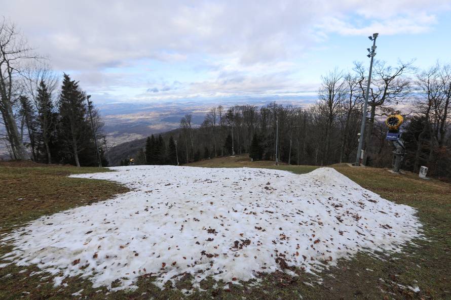 U prvim danima siječnja zagrebačko Sljeme bez hladne zime i pravog snijega