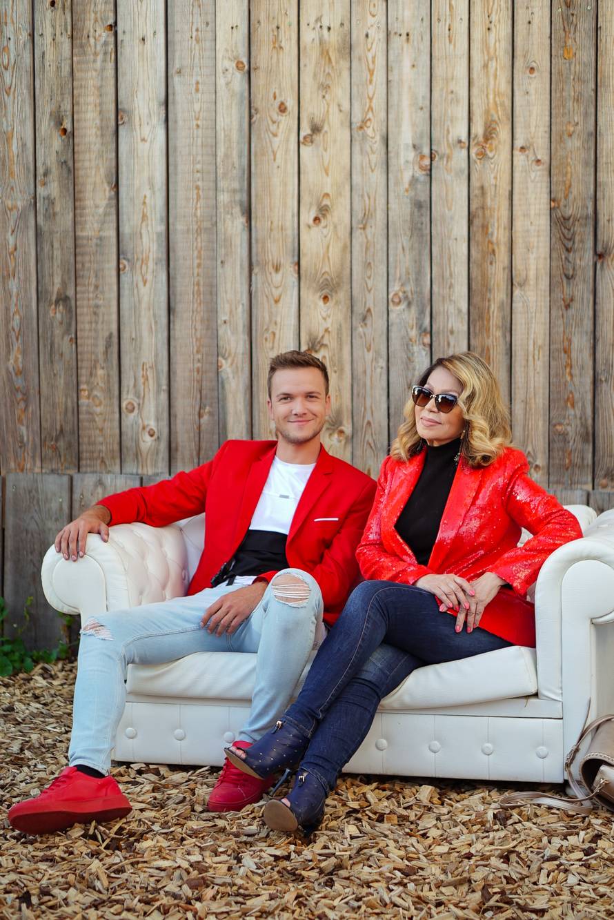 Neda Ukraden 'ulovila' mlađeg: Snimila duet s Lukom Basijem