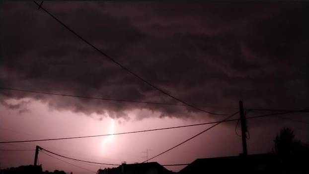 FOTO Pogledajte slike munja nad Zagrebačkom županijom