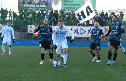 VIDEO Rijeka slavi u Varaždinu, nesretni Škaričić zabio autogol! Hajduk bježi samo dva boda