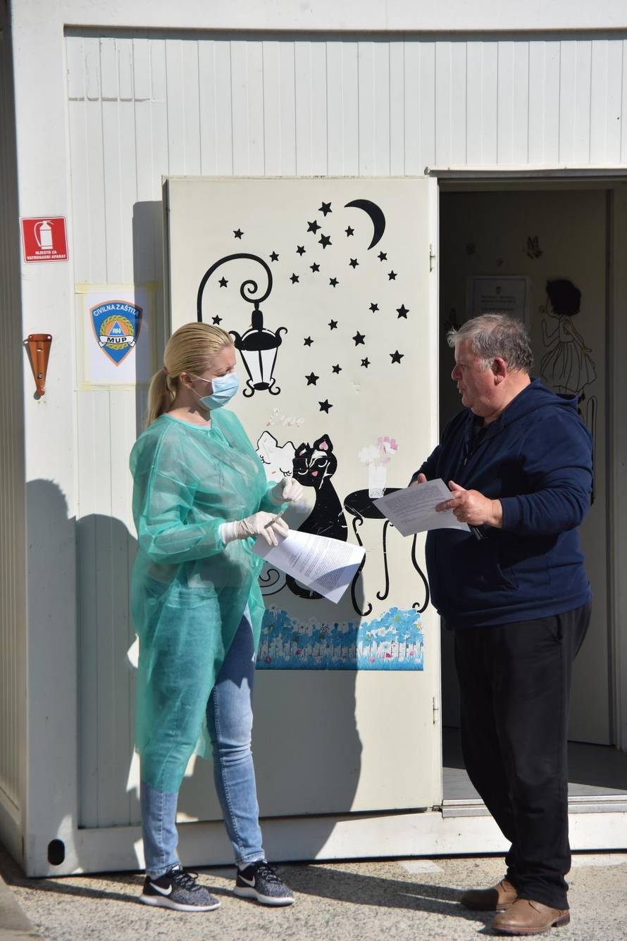 Na GP Plovanija postavljen kontejner Sanitarne inspekcije koja izdaje rješenja o samoizolaciji