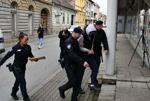 EKSKLUZIVNO Slavonski Brod: Priveden mladić koji je nasmrt pretukao vojnika u Požegi