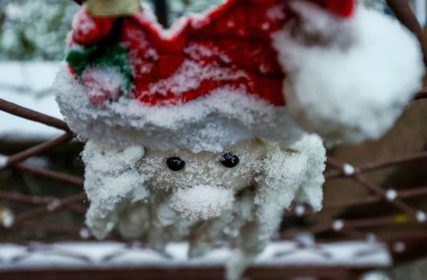 Zagreb: Lagani sniježni pokrivač u središtu grada