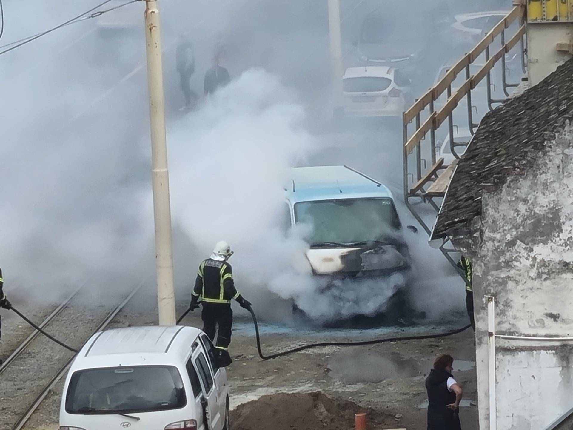 VIDEO Izgorio auto u Osijeku