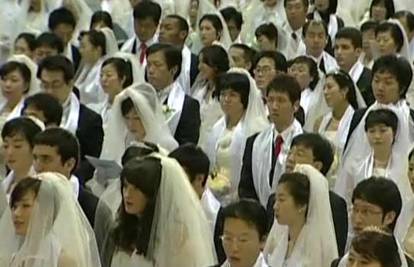 Južna Koreja: Zajedničko vjenčanje na tisuće parova