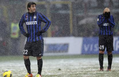 U remiju Intera i Palerma čak 8 golova, Milan pao kod Lazija