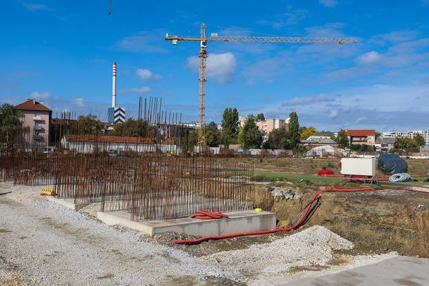 Gradona?elnik Tomaševi? u obilasku gradnje stadiona u Kranj?evi?evoj ulici