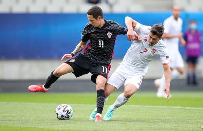Ništa od Bradarićevog povratka u Hajduk. Branič ide u Veronu
