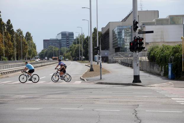 Zagreb: Od danas se uspostavlja redovan promet u zoni Vjesnika 