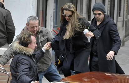 Angelina je doselila obitelj u Veneciju dok snima film 