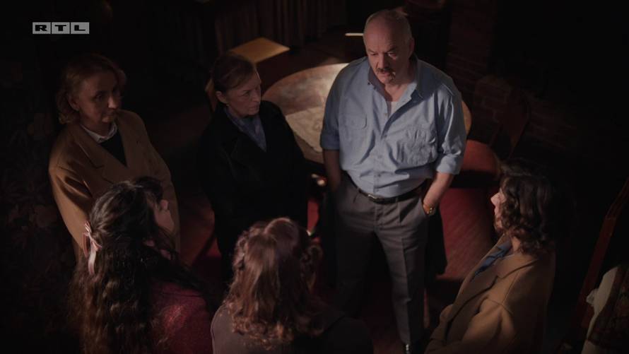 Zbog uloge inspektora Sikirice u Divljim pčelama, Alen Šalinović pustio kosu nakon 30 godina