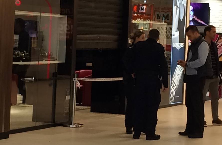 Pljačkaš došao busom ZET-a, prepoznali ga radnici centra?