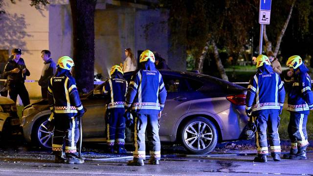 Zagreb: Vatrogasci ugasili požar automobila u Travnom, čula se i eksplozija