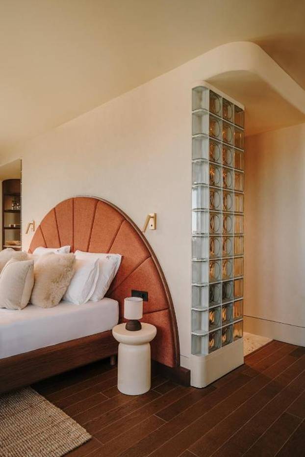 FOTO Suvremeni hotel u starom ribarskom mjestu na Ugljanu privlači ljubitelje mira i uživanja