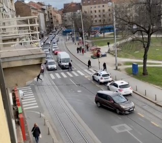 VIDEO Kaos u Zagrebu: U Ilici bile kolone, gužva i kod Arene