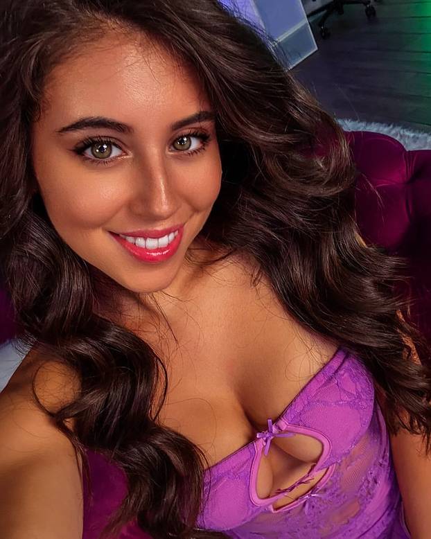 FOTO Ima tijelo iz snova, ali svi su najviše očarani njenim očima