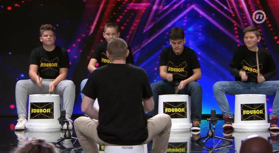 Biste li i vi dali glas Dubiosima, mališanima koji su na kantama svirali pjesmu Pirata s Kariba?