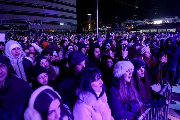 Dženan Lončarević započeo koncert u Sarajevu