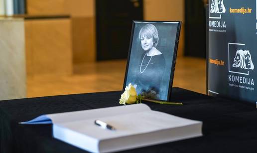 FOTO Održana komemoracija za glumicu Lukreciju Brešković