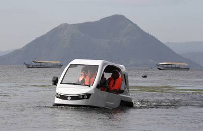 Filipinci predstavili amfibijski tricikl za borbu s poplavama