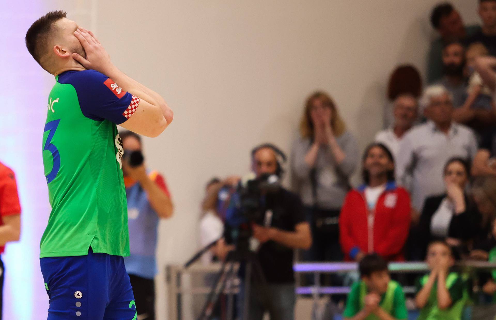 Omiš: 4. utakmica finala HMNL između Futsal Dinama i Olmissuma