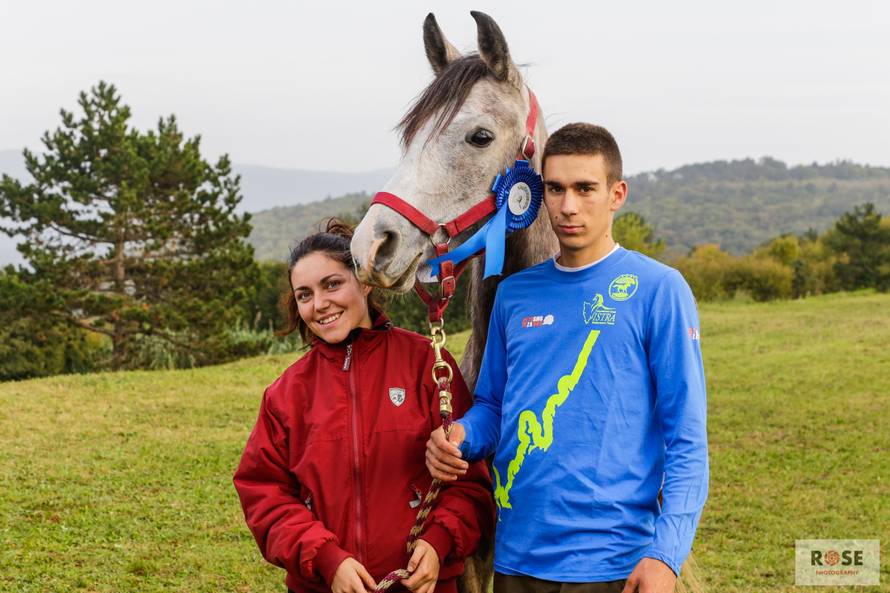 Ljubav u sedlu: Mene i Denisse spojila je ljubav prema konjima