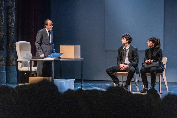 Split: U splitskom HNK premijerno izvedena drama "Požari"