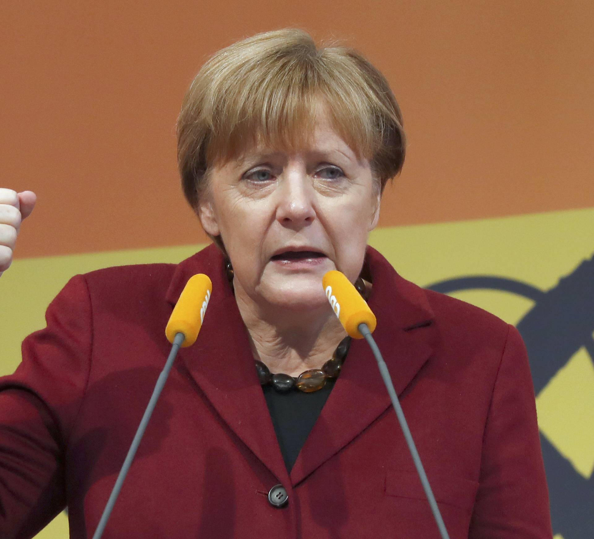 Merkel poziva članice EU-a da budu razborite nakon Brexita