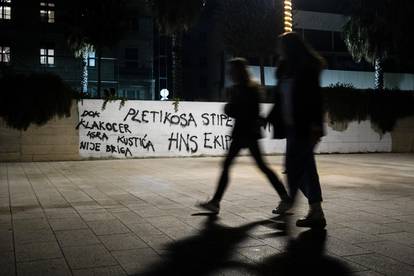 Bijes zbog zatvaranja Poljuda: Osvanuo grafit s porukom Pleti