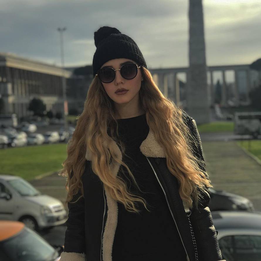 Ema je nova Kraljica Hrvatske: Krenula je majčinim stopama