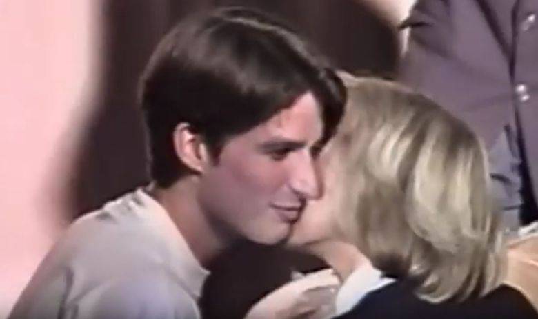 Prvi poljubac: Macron je tada imao 15, njegova supruga 40
