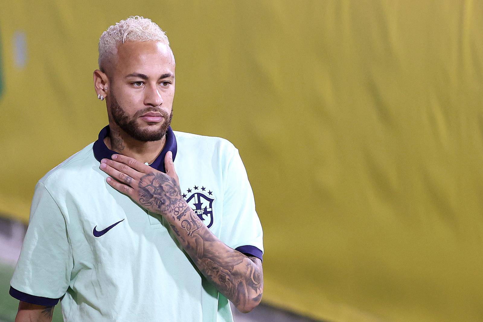 KATAR 20222 -  Neymar dijelio autograme dok su njegovi sunarodnjaci odrađivali trening