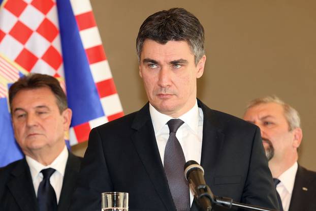 ARHIVA - 2011. Zagreb: Josipovi? povjerio Milanovi?u mandat za sastavljanje nove Vlade