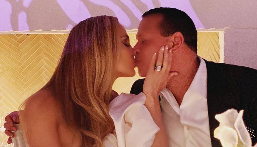 J.Lo naporno vježbala da bi u filmu mrdala guzom u tangama