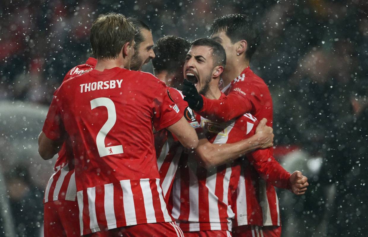 VIDEO Čudesan gol Juranovića! Zabio slobodnjak za udžbenike