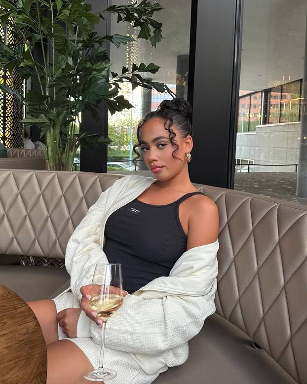 FOTO Ljepotica koja ljubi irskog junaka kvalifikacija za SP: 'Osjećam se kao u oblacima...'