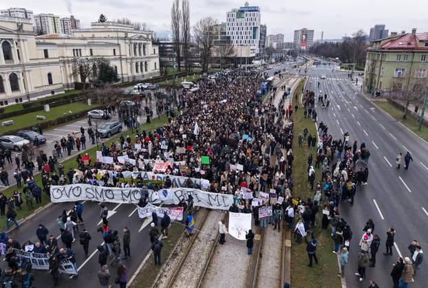 Nastavljen sedmi po redu protesti građana u Sarajevu zbog tragične tramvajske nesreće