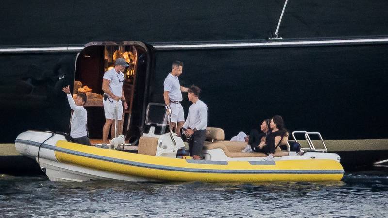 EKSKLUZIVNO Lauren Sanchez Bezos i Diane von Furstenberg ukrcavaju se na jahtu na Mljetu