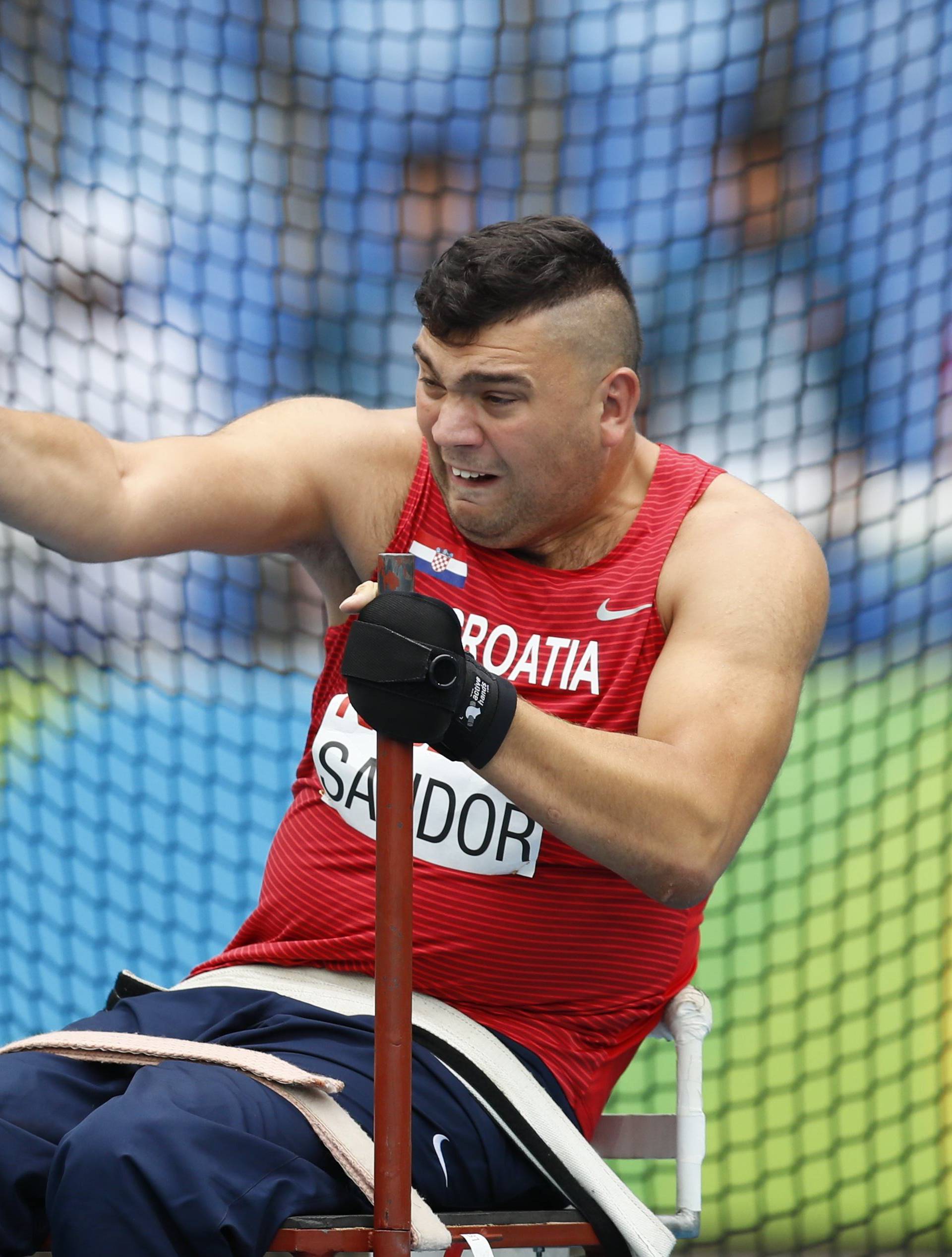 Athletics - Men's Discus Throw - F52