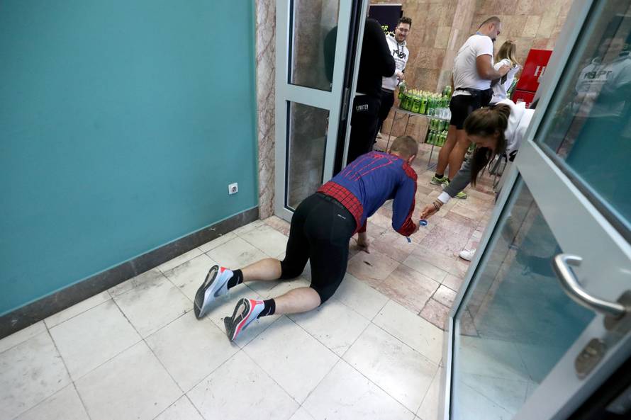 Zagreb: Utrka stepenicama na vrh ZagrepÄanke pod nazivom ZagrepÄanka 512