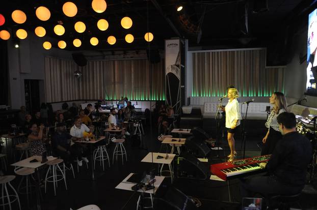 Beograd: Vanna je održala koncert u BitefArtCafe klubu