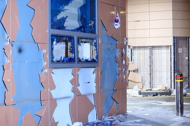 Protestors storm court building following decision to extend impeached President Yoon Suk Yeol's detention, in Seoul