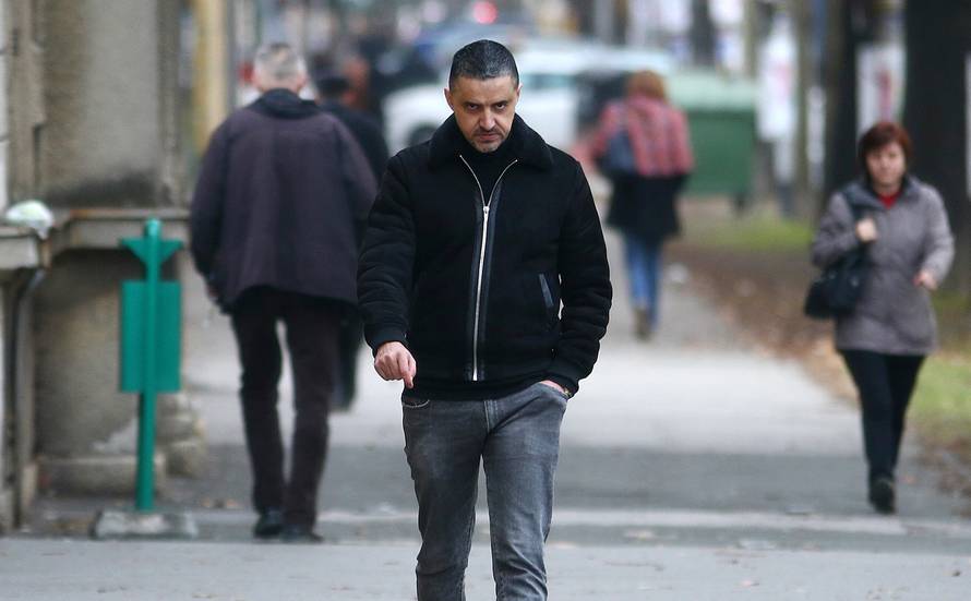 Konobaru je prijetio ubojstvom: Pritvorili su oca mladog ubojice