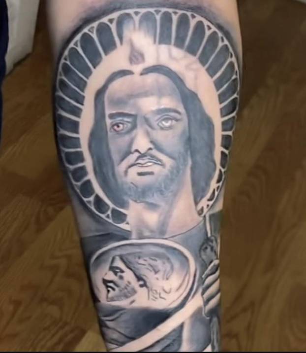 FOTO 50 tetovaža koje su pravi promašaj: 'Izgleda da su ih napravili pod prisilom!'