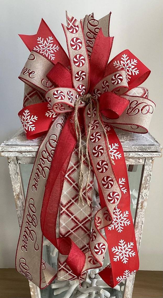 FOTO Svi već imaju divovske božićne mašne, a vi? Inspirirajte se za izradu vlastitog ukrasa