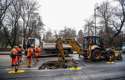 U Zagrebu je opet pukla cijev, ostali su bez vode na Ribnjaku